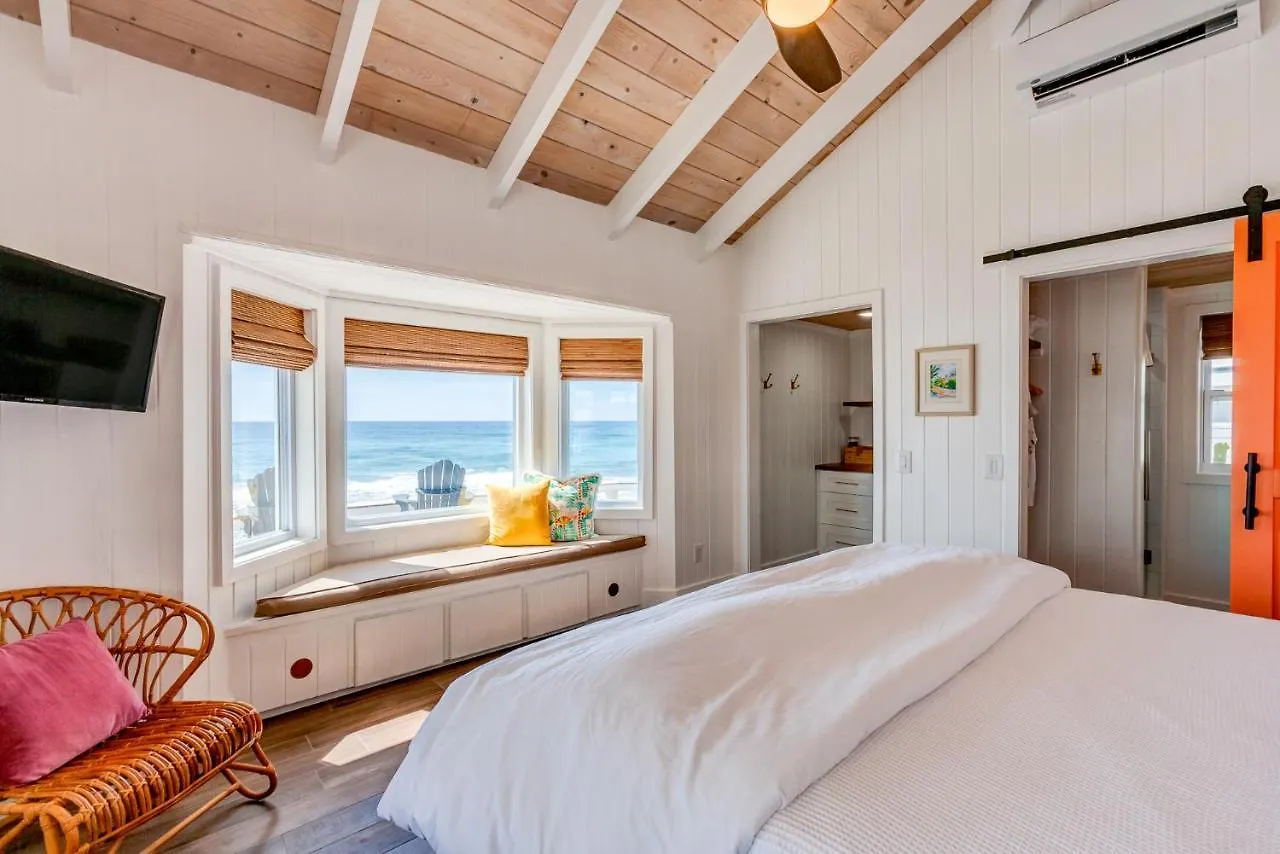 Elbow Reef Hotel Hope Town