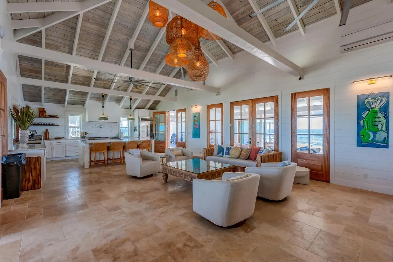 Elbow Reef Hotel Hope Town