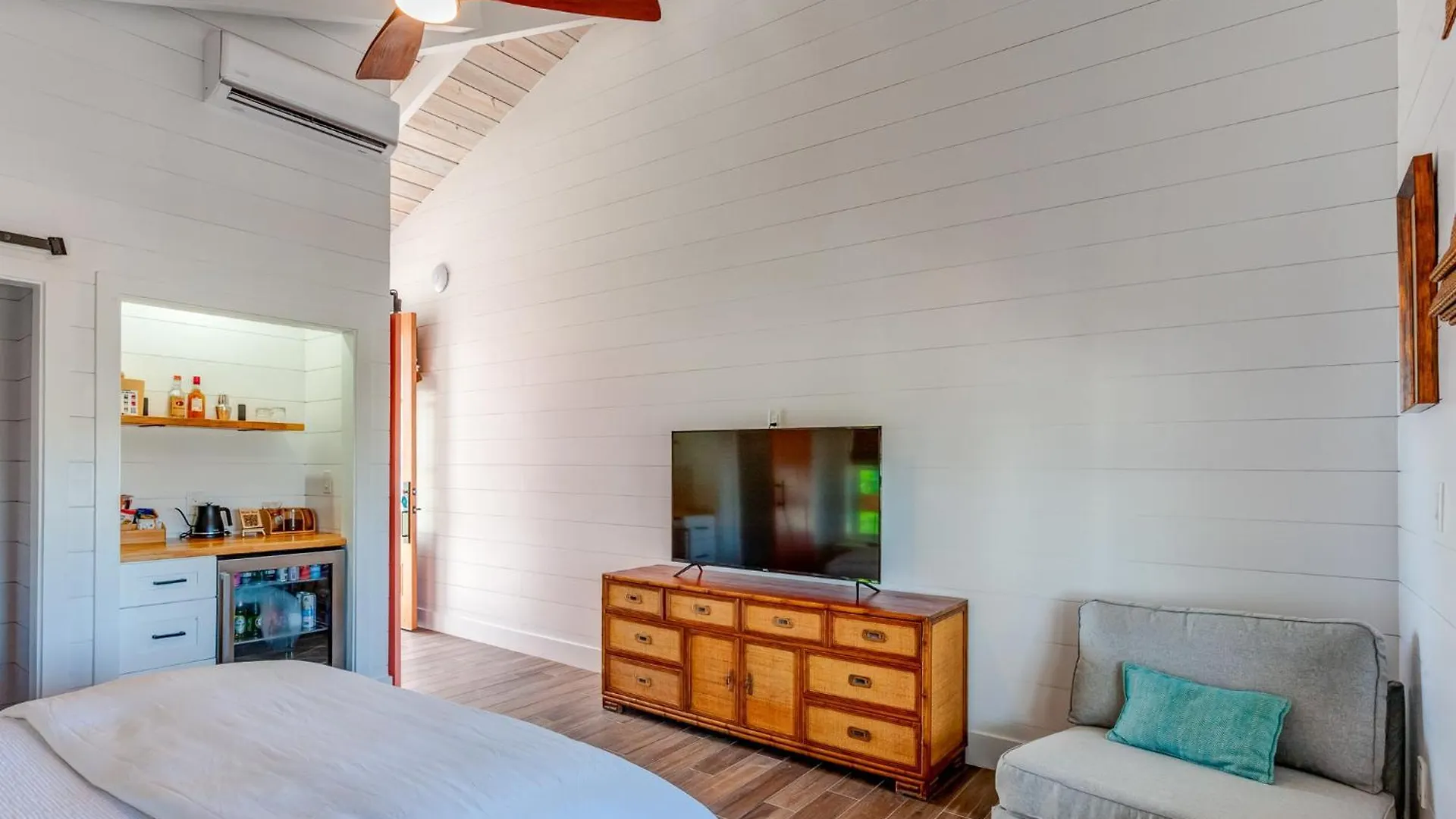 Elbow Reef Hotel Hope Town Bahama's